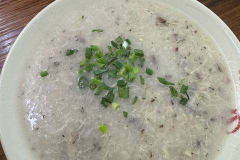 蕉蕾煲粥
